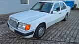 Mercedes-Benz E 200 E 200 - gebrauchte Mercedes-Benz E 200 aus dem Jahr 1990