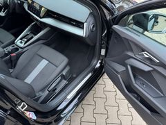 Fahrzeugabbildung Audi A3 Limousine 35 TFSI advanced Navi Sitzh 18" Alu