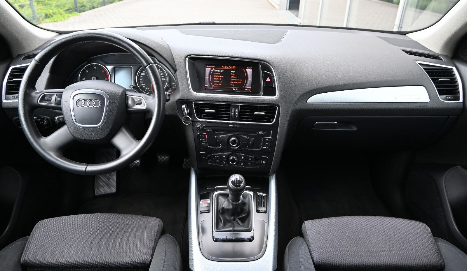 Fahrzeugabbildung Audi Q5 2.0 TDI quattro 6-Gang °STANDHEIZUNG°XENON°