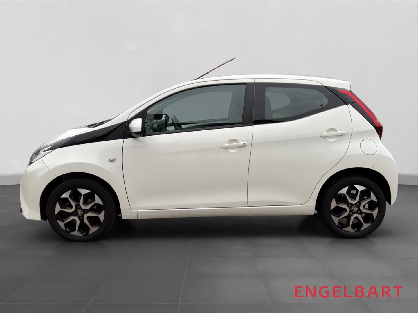 Toyota Aygo x-play club Rückfahrkamera Klimaanlage