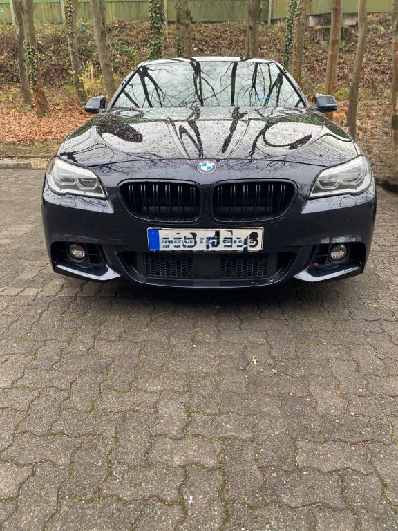 Image of BMW 530