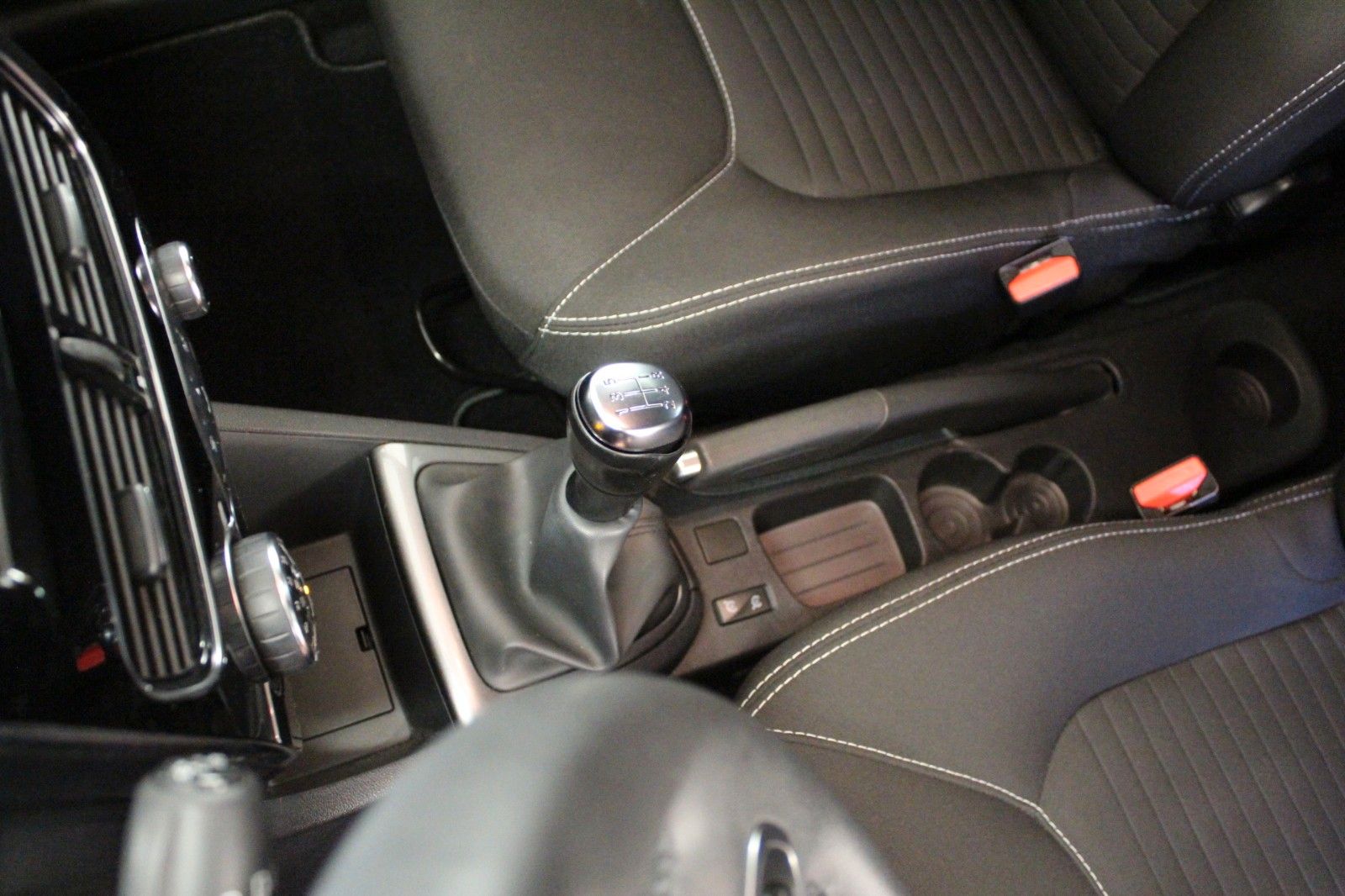 Fahrzeugabbildung Renault Clio TCe 90 GT Line *Navi*Klima*Winterräder *