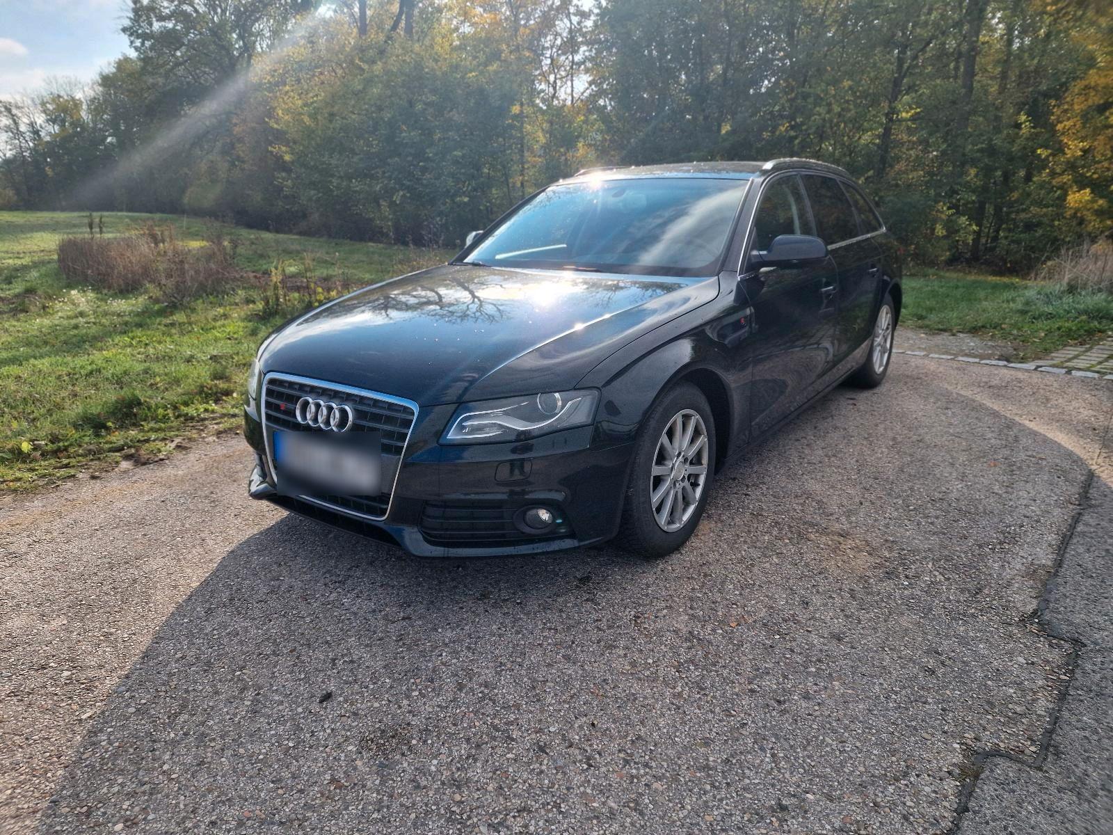 Audi A4 2011 — photo 6