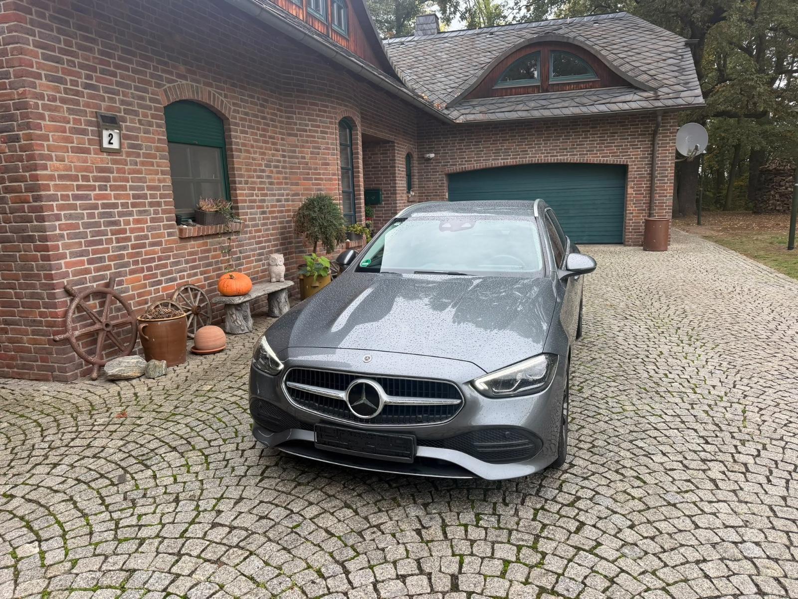 Mercedes-Benz C 220