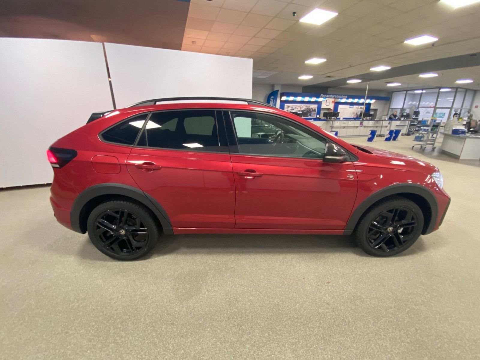 Fahrzeugabbildung Volkswagen Taigo 1.5 TSI DSG R-LINE+Black Style+ACC+Matrix+