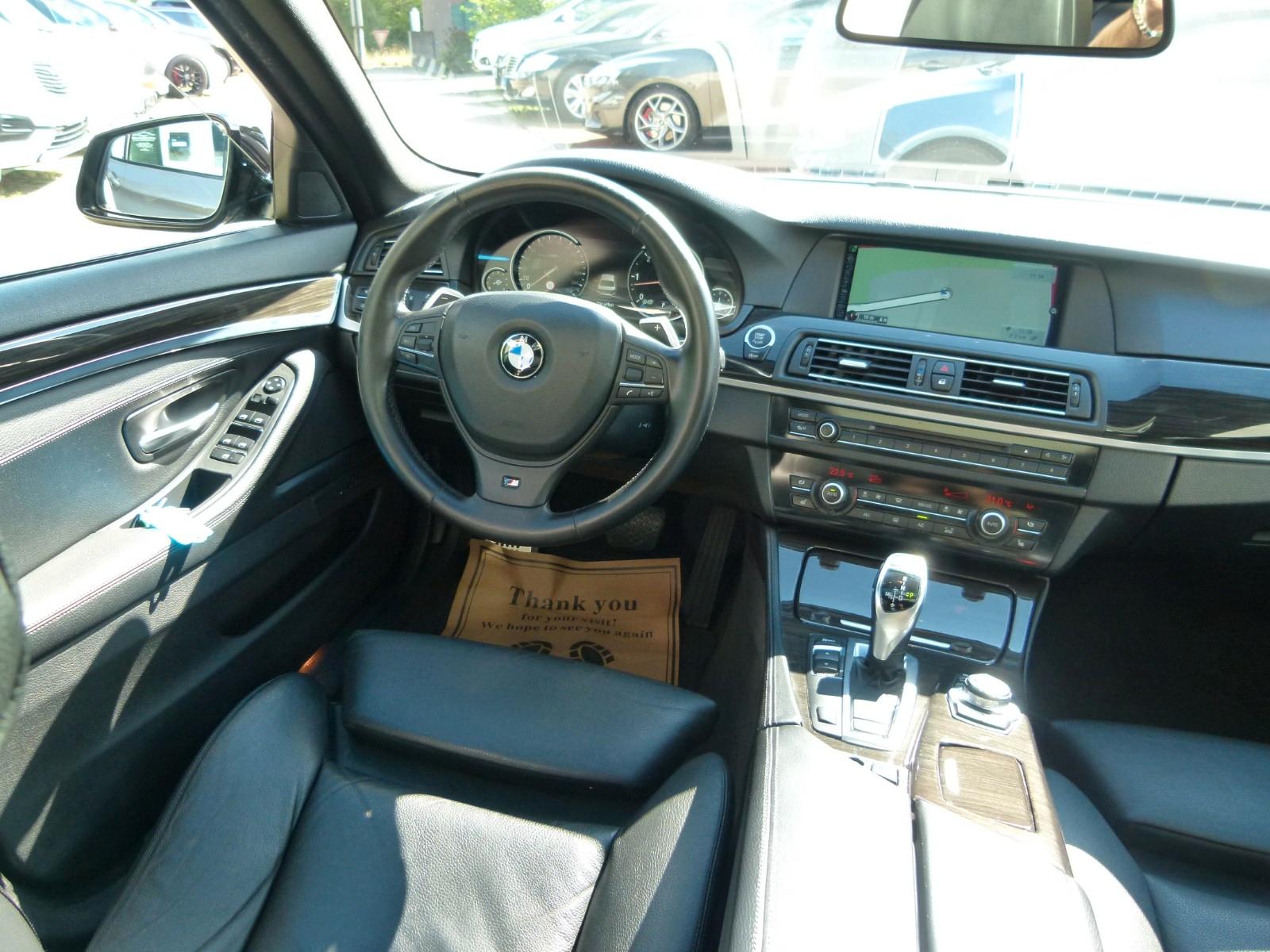BMW 530d Automatik*M-Paket*HeadUp*Leder*Navi*Xenon*