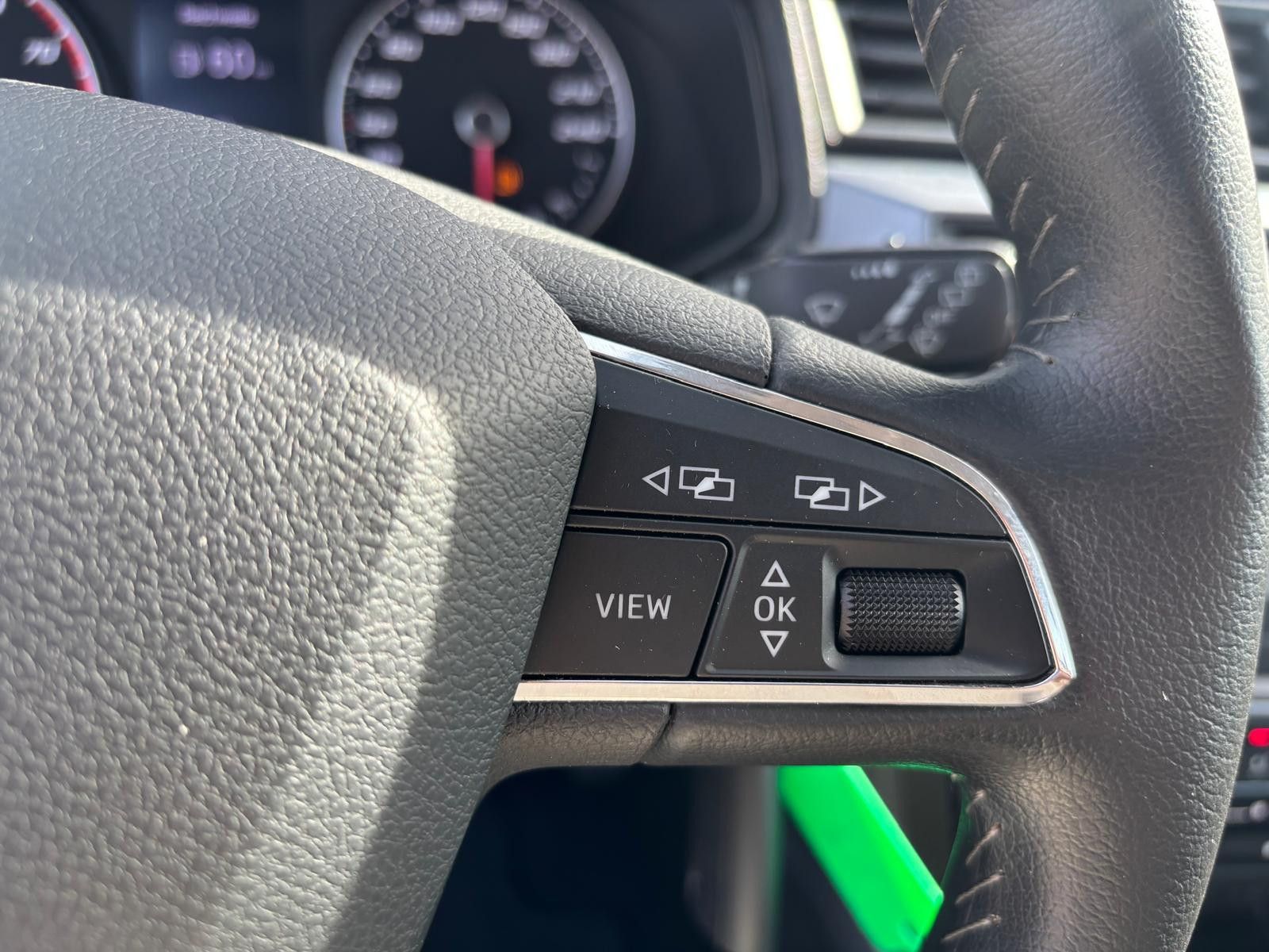 Fahrzeugabbildung SEAT Arona 1.0 TSI Style-KAMERA-SHZ-KLIMA-PDC-ALUS-