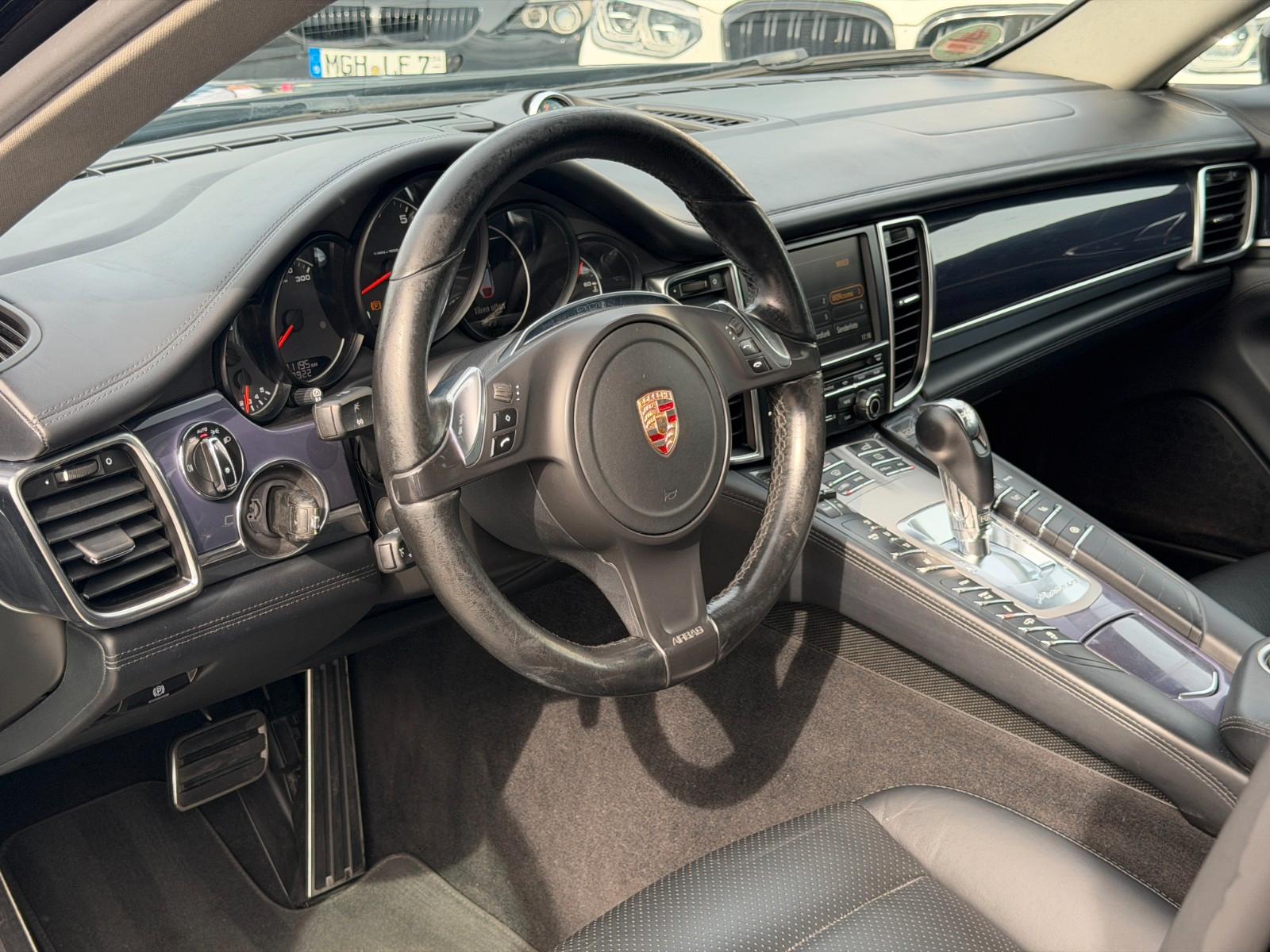 PORSCHE PANAMERA 310 CH 4X4 BVA - FACELIFT - TOIT OUVRANT - SUSPENSION PNEUMATIQUE - SPORTCHRONO  - HAYON ÉLECTRIQUE