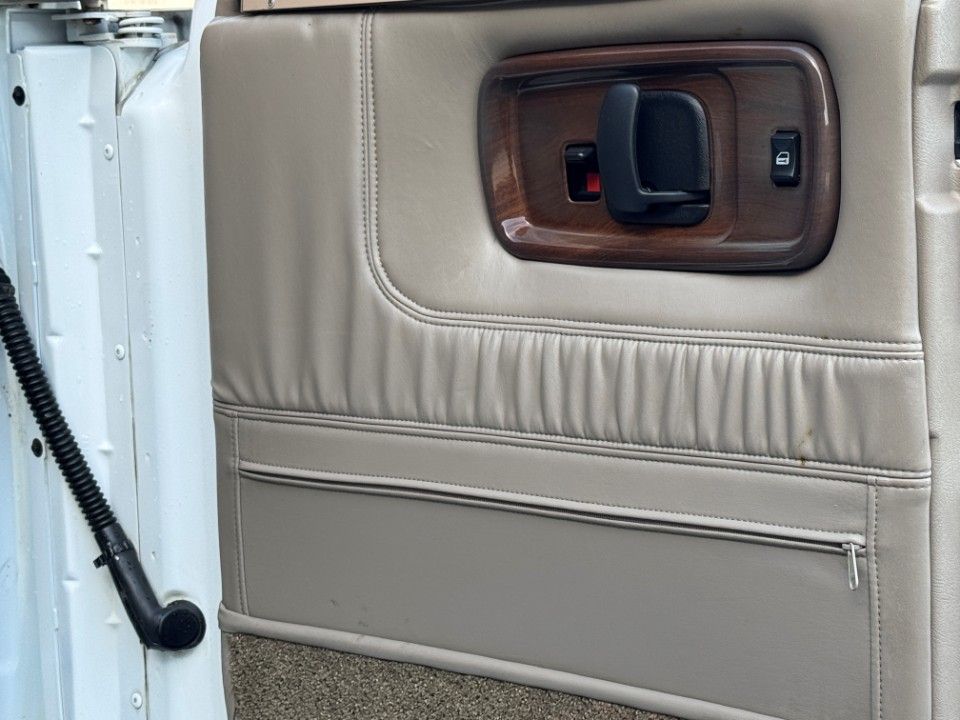 Fahrzeugabbildung Chevrolet Express Chevy Van Explorer Ltd. SE