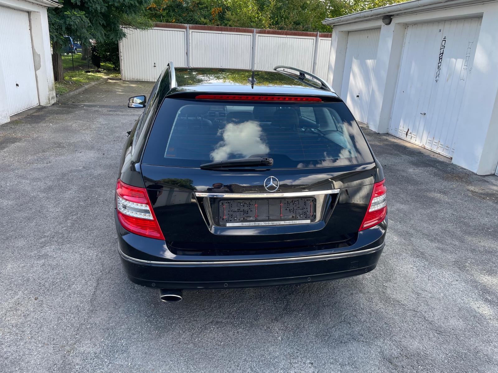Mercedes-Benz C220 2011 — photo 5