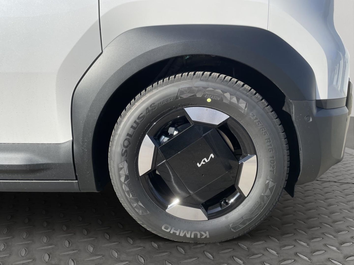 Fahrzeugabbildung Kia PV5 Passenger 120 kW Elite Navi LED ACC