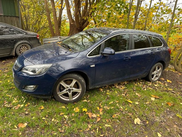 Opel Astra 1.7 CDTI TÜV Xenon