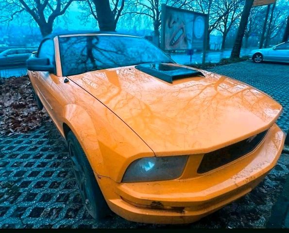 Ford Mustang Cabrio