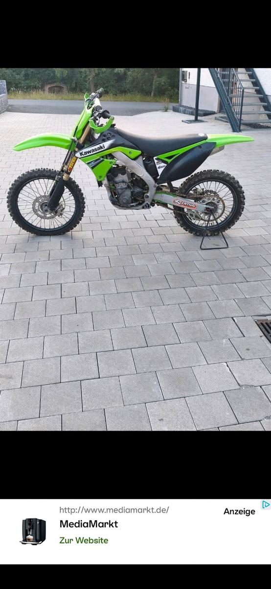 Kawasaki  2014 — rear view