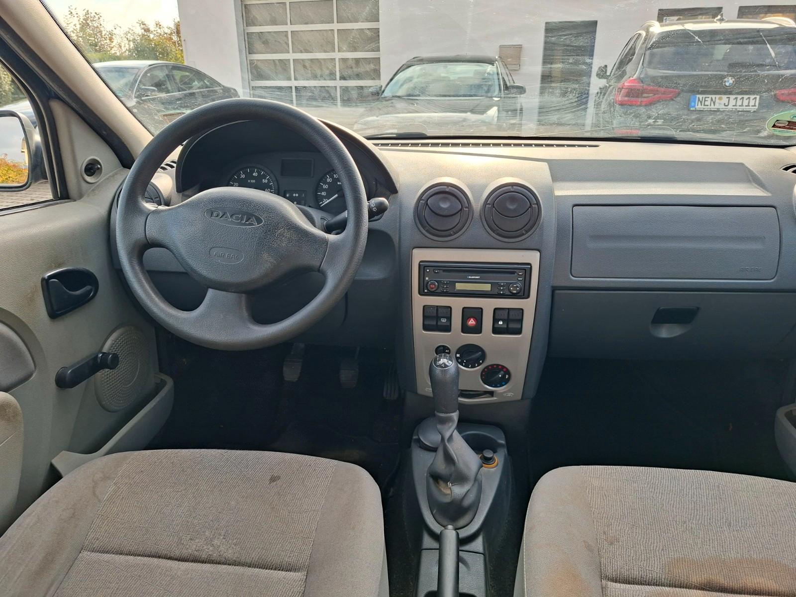Dacia Logan 2009 — photo 8