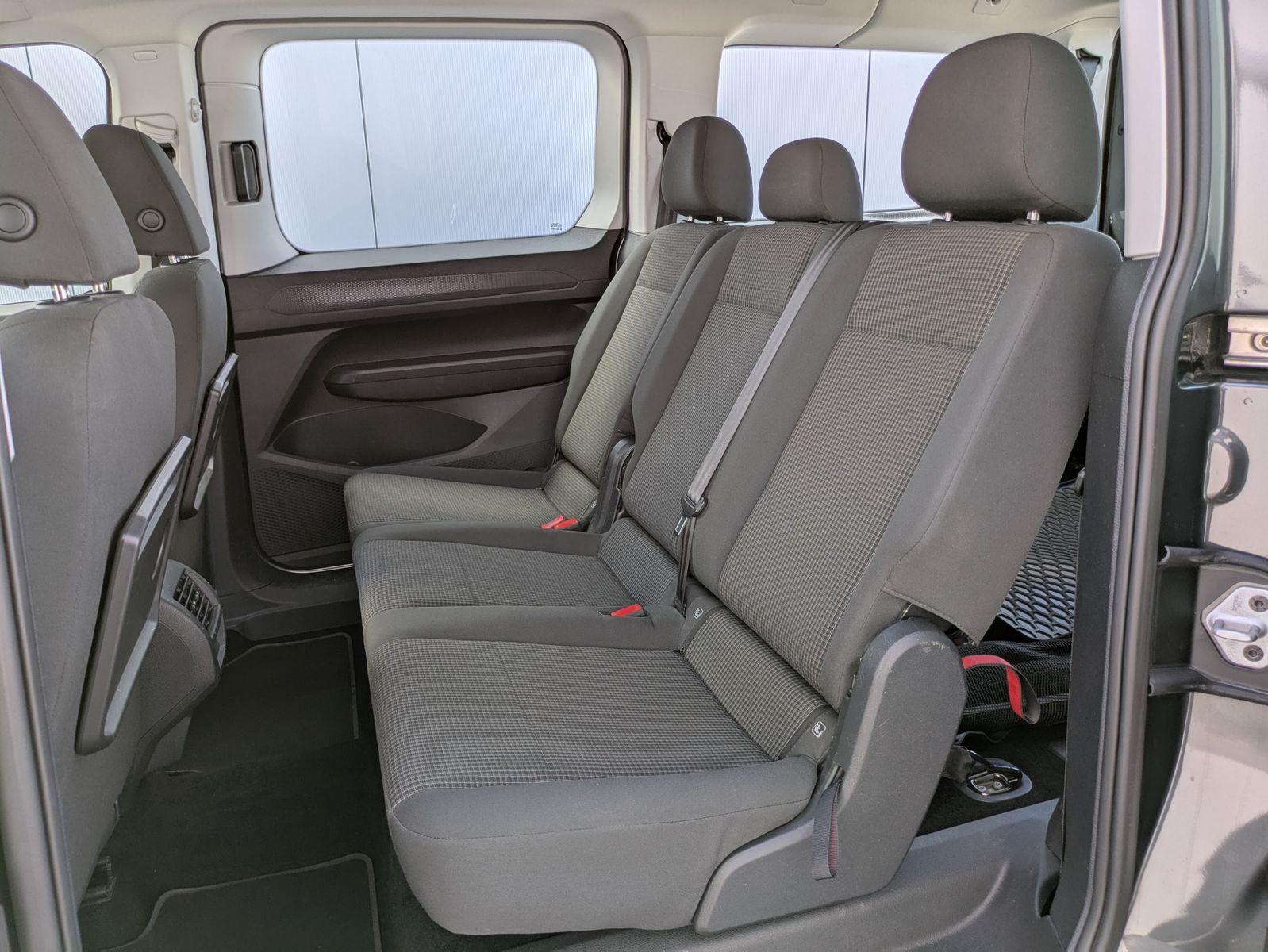 Fahrzeugabbildung Volkswagen Caddy Maxi 2.0 TDI 4Motion TEMP*KAMERA*APP*NAVI