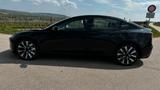 Tesla Model 3 Long Range Dual AWD Highland - schwarze Tesla Model 3