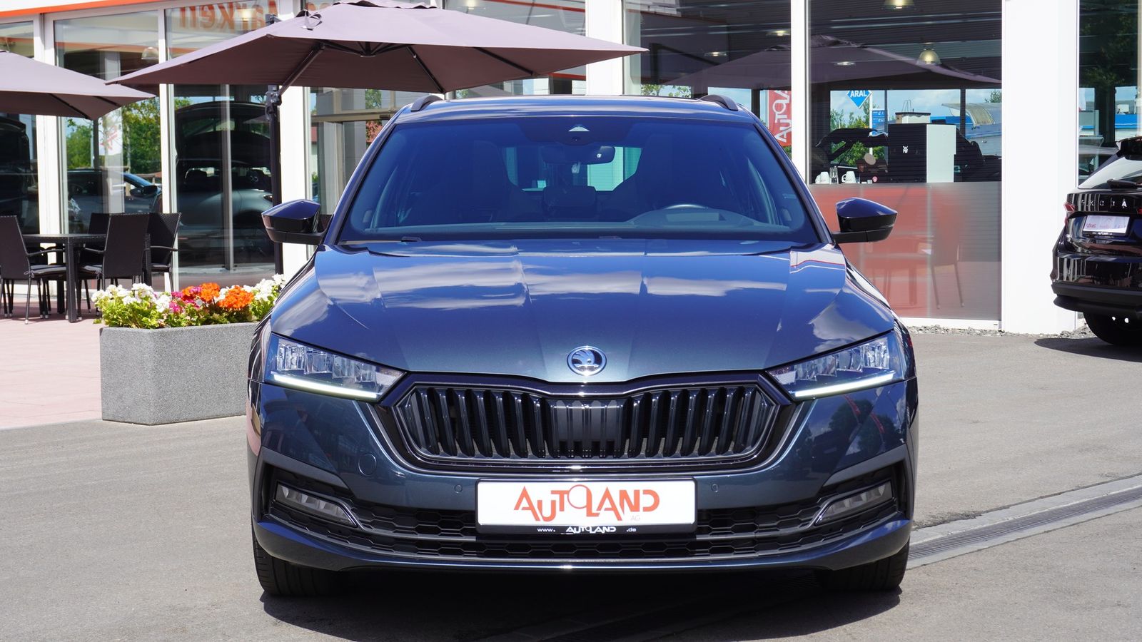 Skoda Octavia Combi 2.0 TDI Sportline LED Navi Memory imagem 2