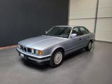 BMW 525 i 24V *2. Hand| Original| wenig Kilometer* - BMW 525 aus 1990