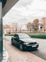 BMW 120i Coupé (E82) M Paket Handschalter gepflegt - BMW 120: Coupe