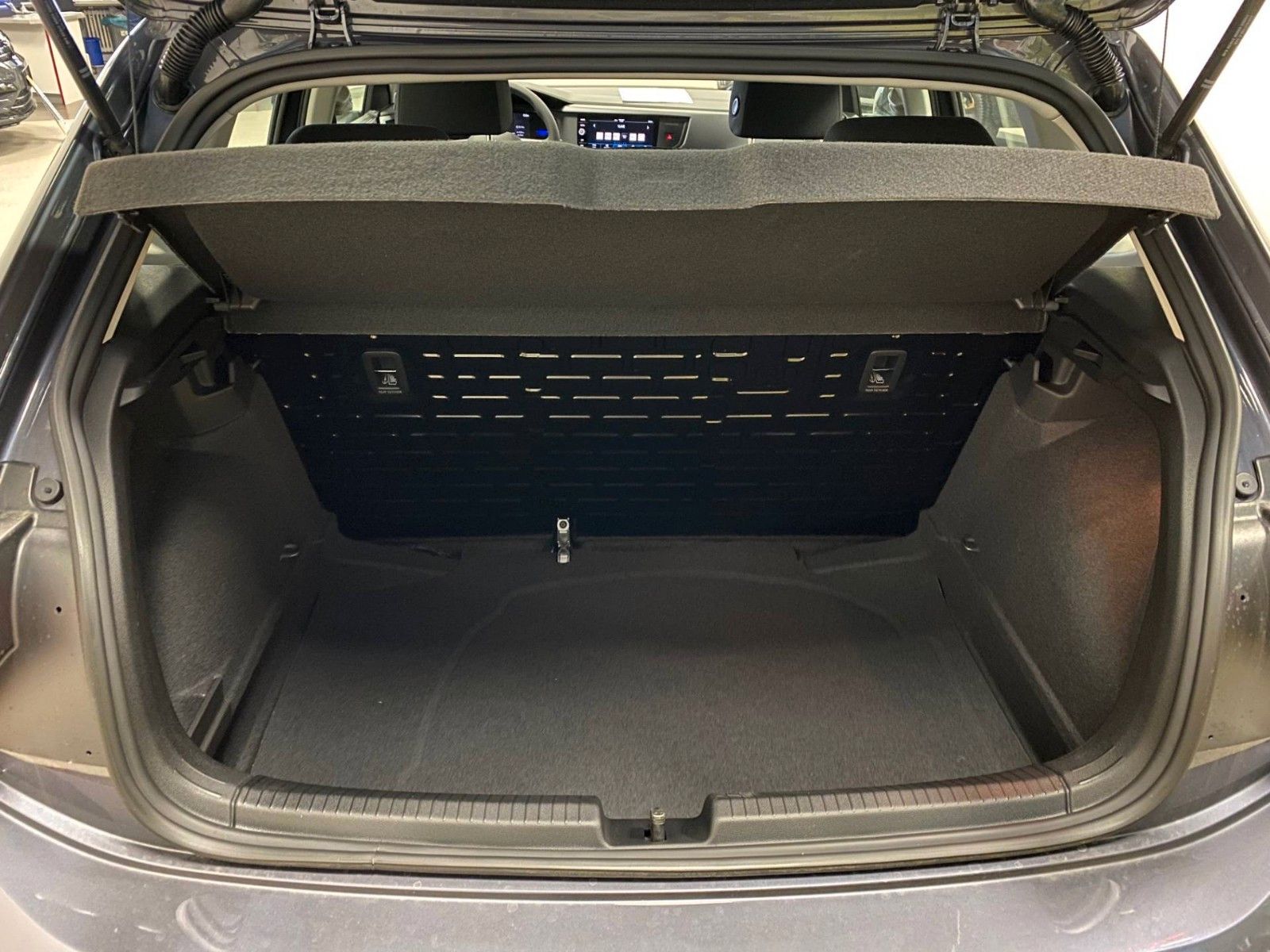 Fahrzeugabbildung Volkswagen Polo 1.0 MPI+SITZHEIZUNG+PARKSENSOREN+AppConnect