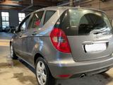 Mercedes-Benz A 160 AVANTGARDE BlueEFFI, wenig KM, Navi, SHZ - gebrauchte Mercedes-Benz A-Klasse aus dem Jahr 2012