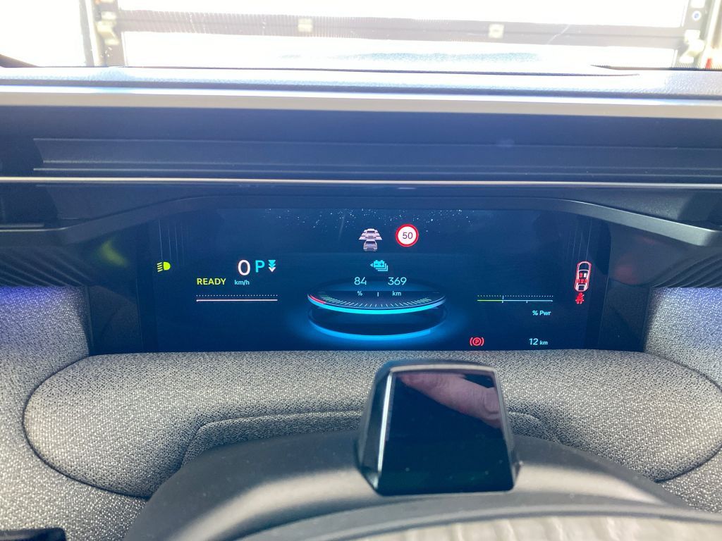 Fahrzeugabbildung Citroën e-C5 Aircross 210 Komfort-Range MAX *Allwetterre