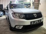 Dacia Logan MCV II Kombi Laureate BT/Rückfahrkamera - Dacia Logan: Laureate