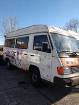 Mercedes-Benz MB 100 - Mercedes-Benz MB 100 mit Diesel-Antrieb