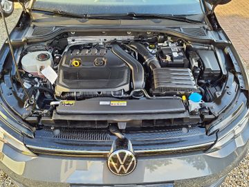 Bild 9 VW Golf VIII Life eTSI - NAVI,PANO,R.KAMERA,ACC
