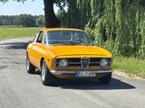 Alfa Romeo Giulia GT Kantenhaube 2,0 giallo ocra  - Alfa Romeo Giulia mit 3 Türen