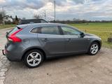 Volvo V40 T3 Momentum Langstrecke, Kamera, Gepflegt - gebrauchte Volvo V40 aus dem Jahr 2013
