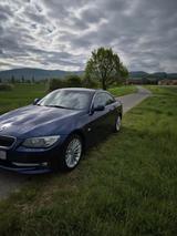 BMW 325 Cabrios - BMW 325 mit Diesel-Antrieb: Cabrio, Automatik