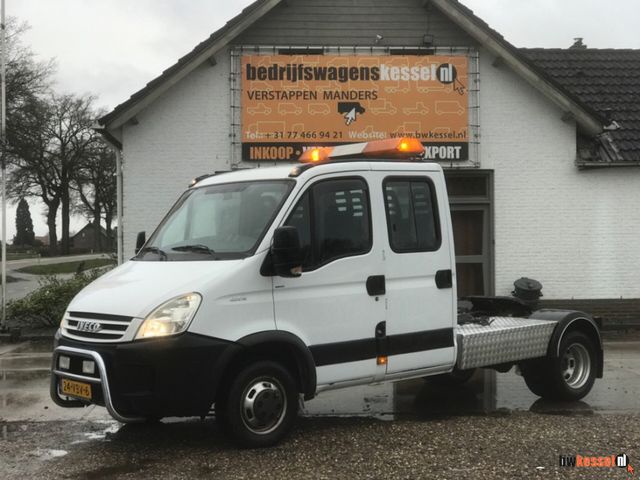 Iveco Daily 40C18 Dubbel Cabine BE-Trekker 7.490 kg AC