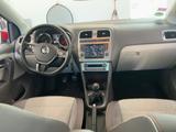 Volkswagen Polo V 1.2 TSI BMT beats, wenig KM, viele Extras - VW Polo Gebrauchtwagen in Bremen