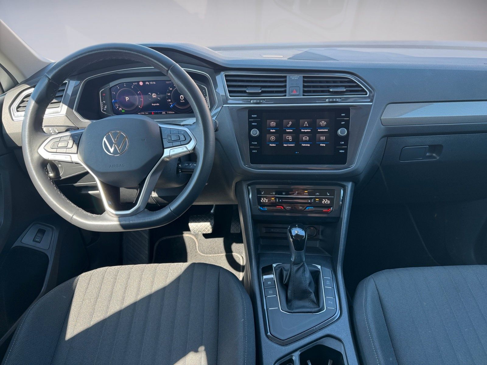 Fahrzeugabbildung Volkswagen Tiguan Allspace Life 1.5 TSI
