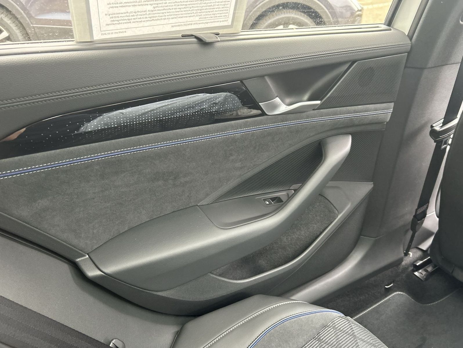 Volkswagen Passat - Bild 11