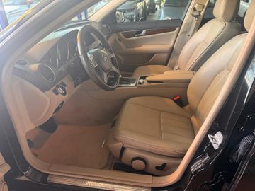 Mercedes C 200 - 12