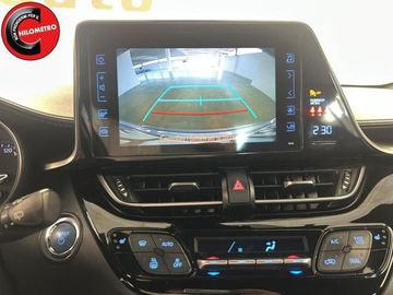 Toyota C-HR - 11