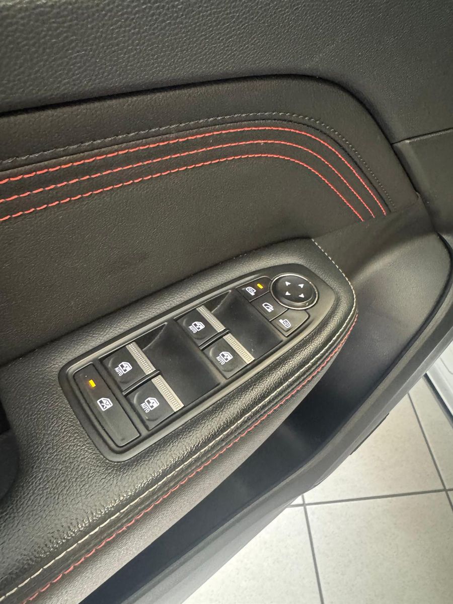Fahrzeugabbildung Renault Arkana R.S. Line / WENIG KM/NAVI/KLIMA/BOSE