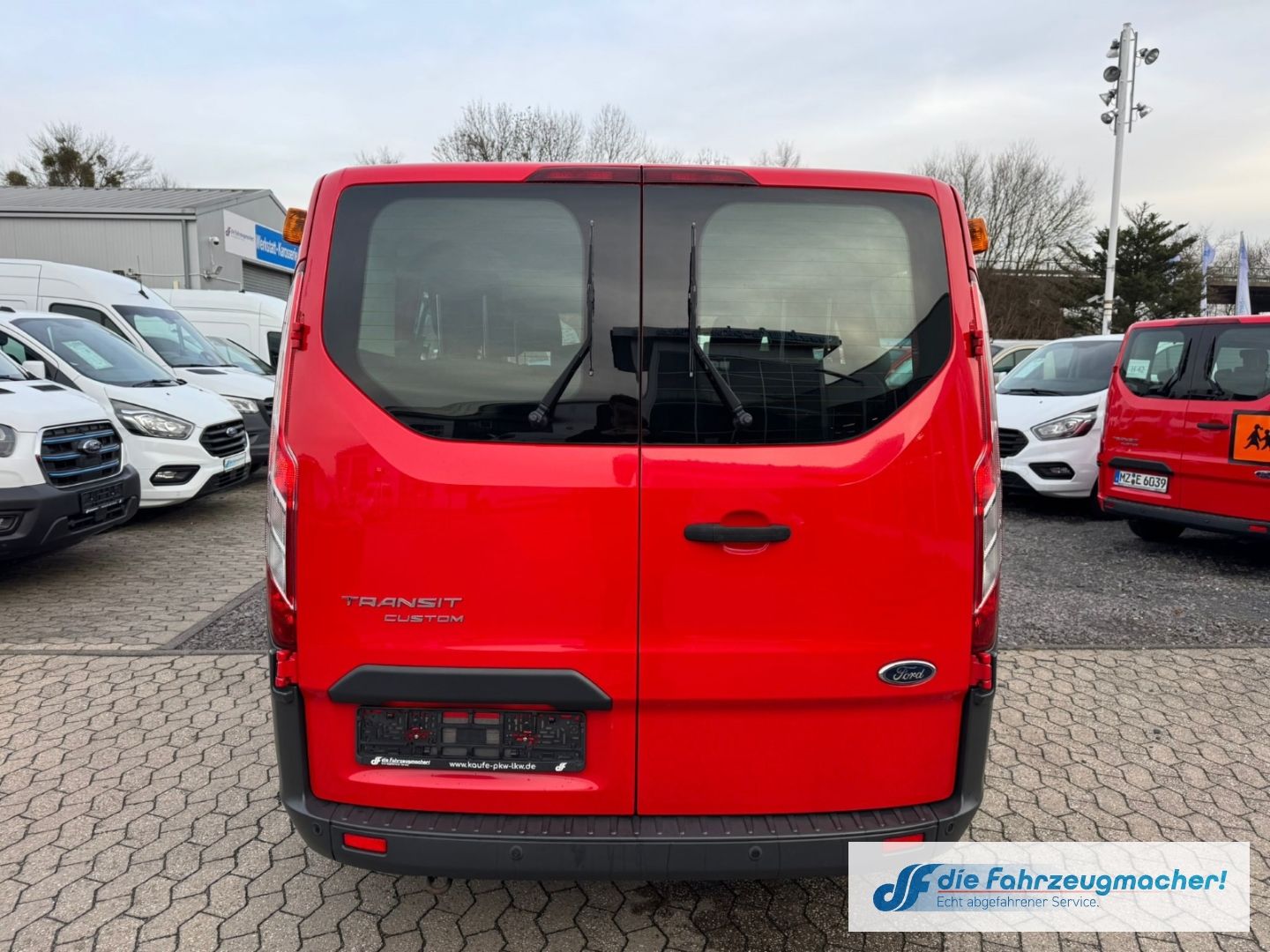 Fahrzeugabbildung Ford Transit Custom Tourneo 300 L1 *2466