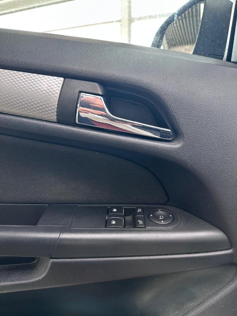 Opel Astra 2009 — photo 11