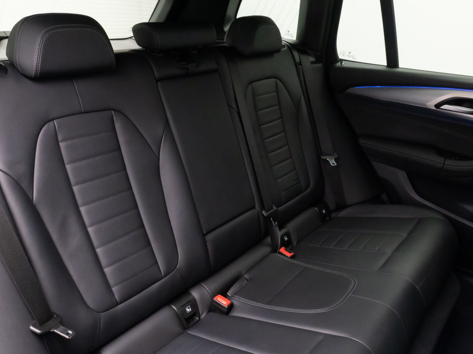 Fahrzeugabbildung BMW X3 xD30i M Sport Kamera DAB HiFi AdaptLED 19Zoll