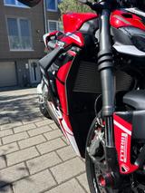 Ducati Streetfighter V2 - DUCATI STREETFIGHTER