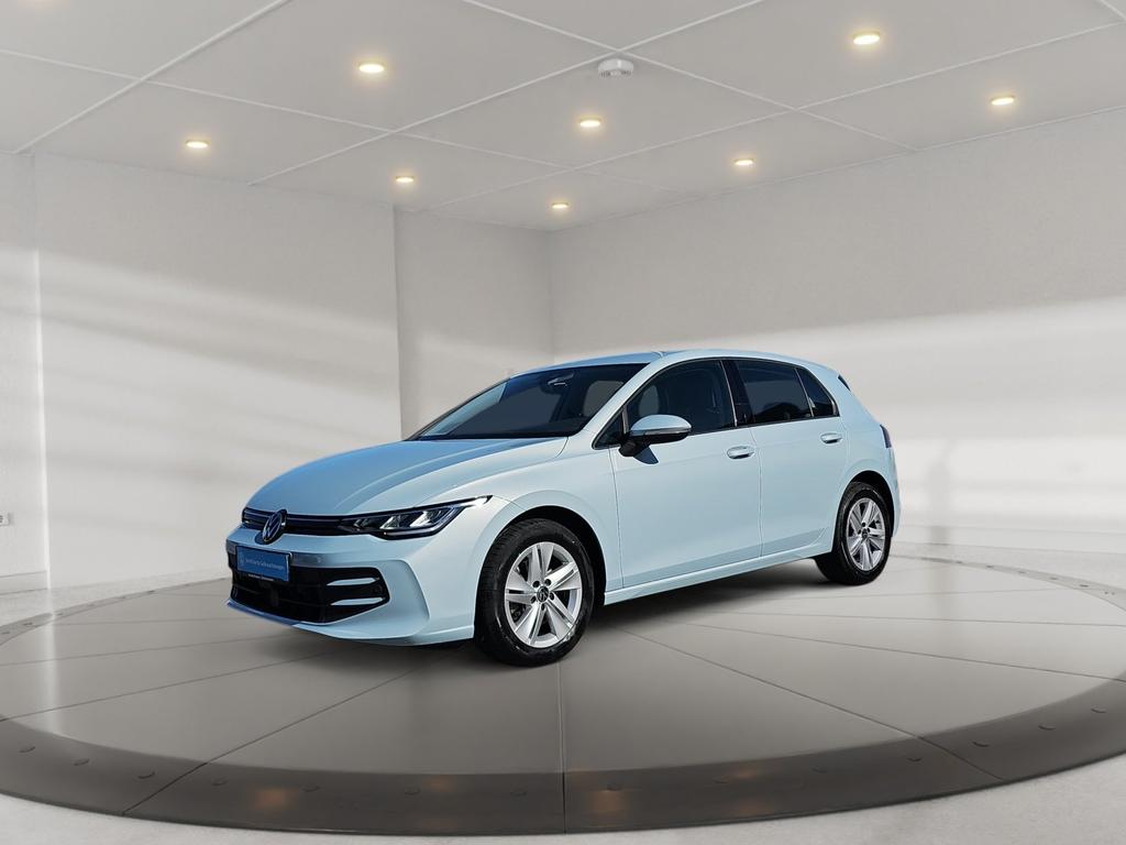 Volkswagen Golf VIII 20 TDI Life AHK RFK SHZ ACC CarPlay 2024