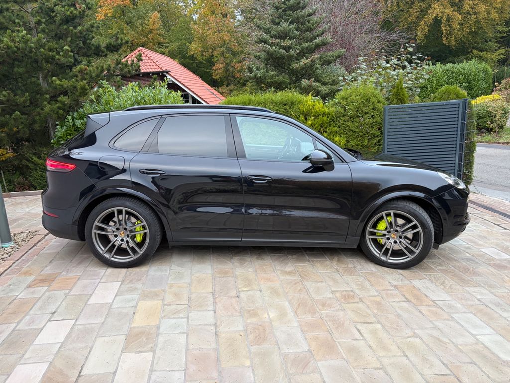 PORSCHE Cayenne 2022