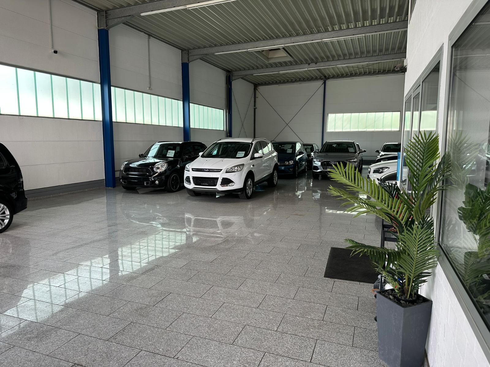 showroom-image-main