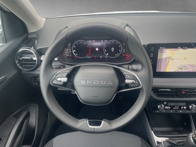 Skoda Fabia 1.0 TSI Tour *NAVI*KLIMA*SHZ*KAMERA*LED