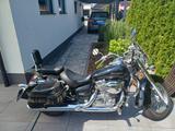 Honda Shadow VT750C - CHOPPER VON 126 BIS 250 CCM