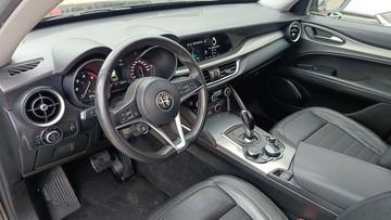 Alfa-Romeo Stelvio - 7